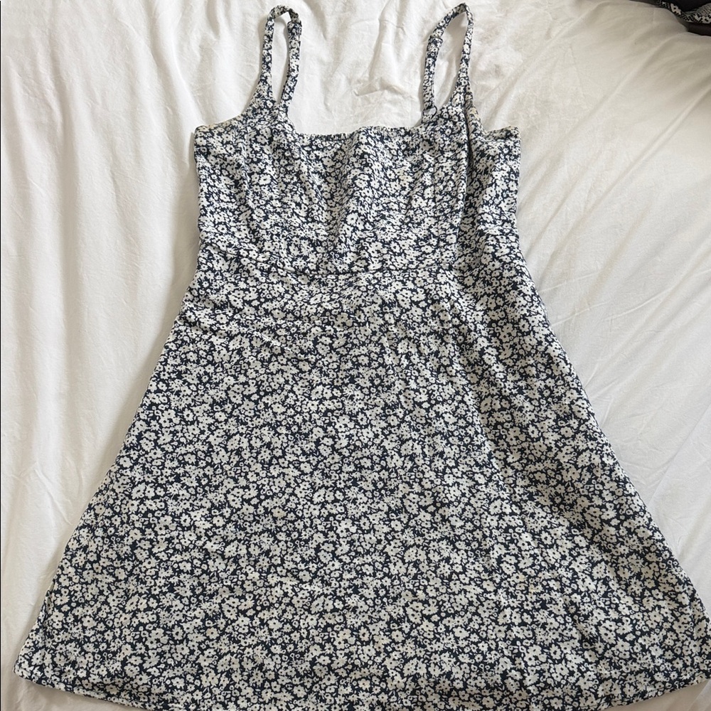 Old Navy Black and White Floral Mini Dress